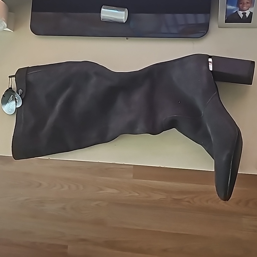 Suede boots
